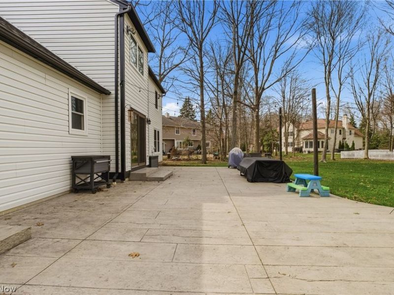 598 Chancellor Circle , Avon Lake, OH 44012 Photo 38