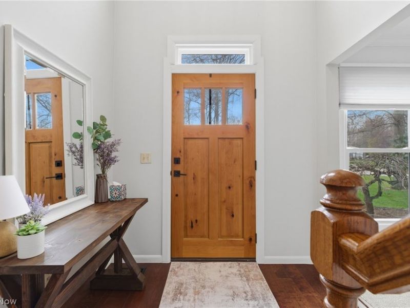 598 Chancellor Circle , Avon Lake, OH 44012 Photo 4