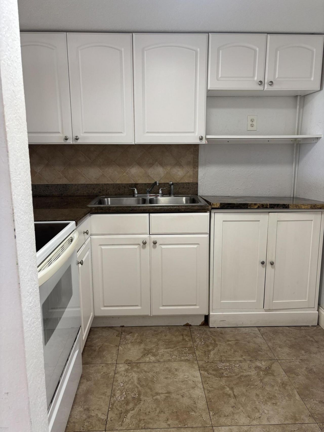 3010 Marcos Drive, Unit R111, Aventura, FL 33160 Photo