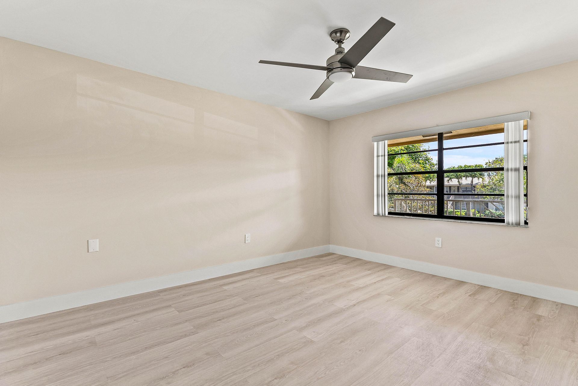 24 Stratford Drive E, Unit F, Boynton Beach, FL 33436 Photo