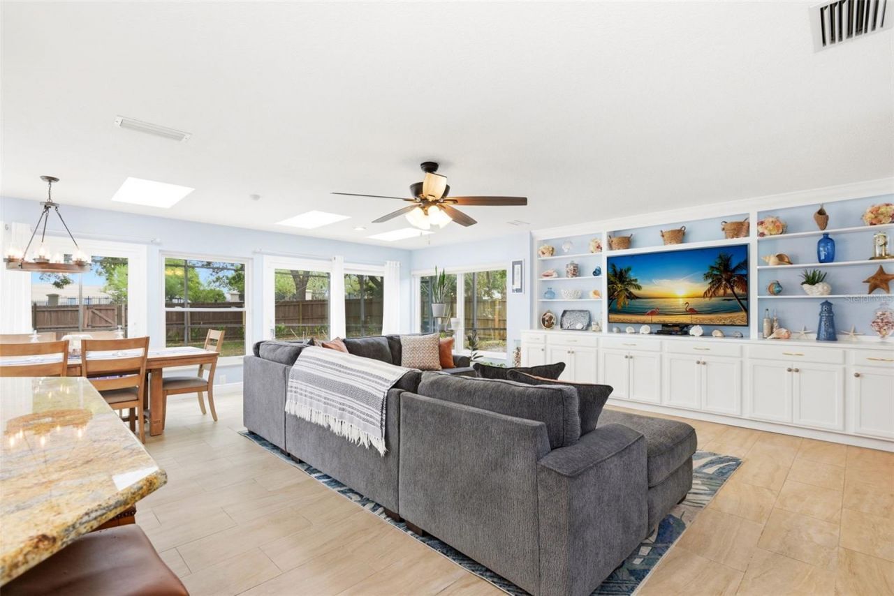 7432 Sparkling Lake Rd , Orlando, FL 32819 Photo