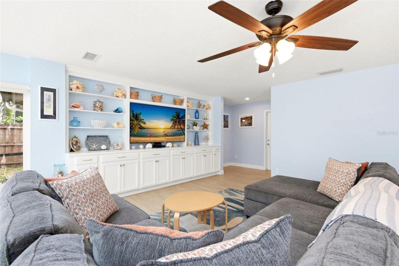 7432 Sparkling Lake Rd , Orlando, FL 32819 Photo