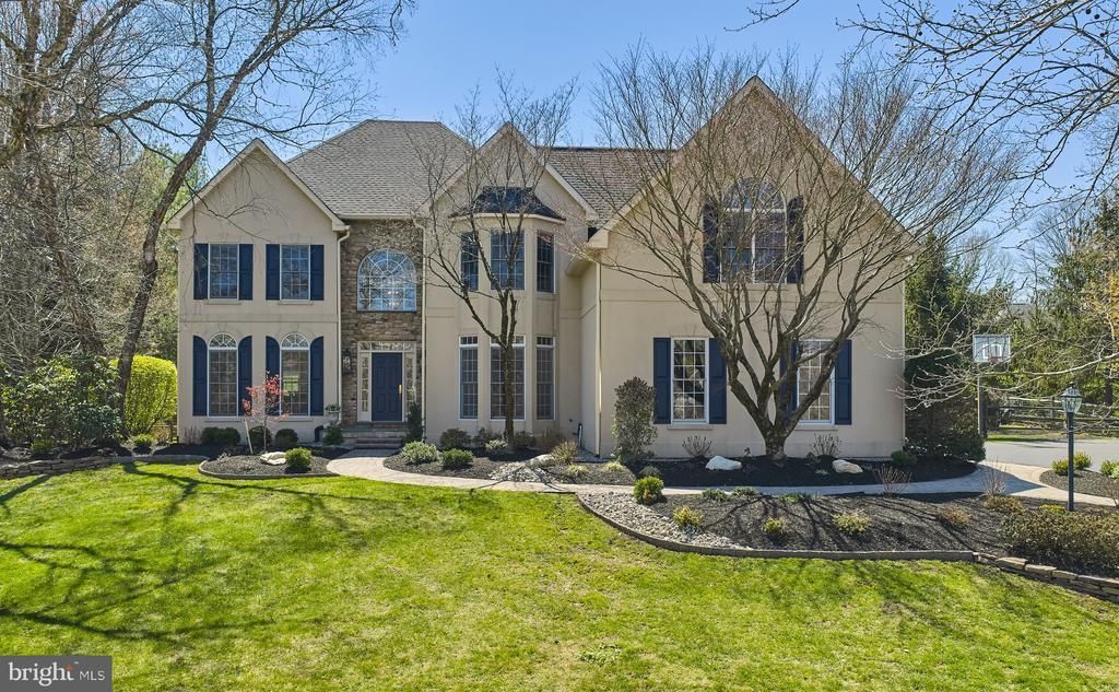 37 ALEXANDERS COURT, NEWTOWN, PA 18940