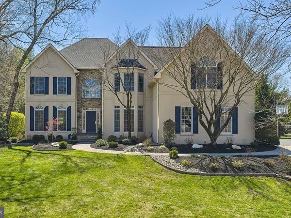 37 ALEXANDERS COURT, NEWTOWN, PA 18940