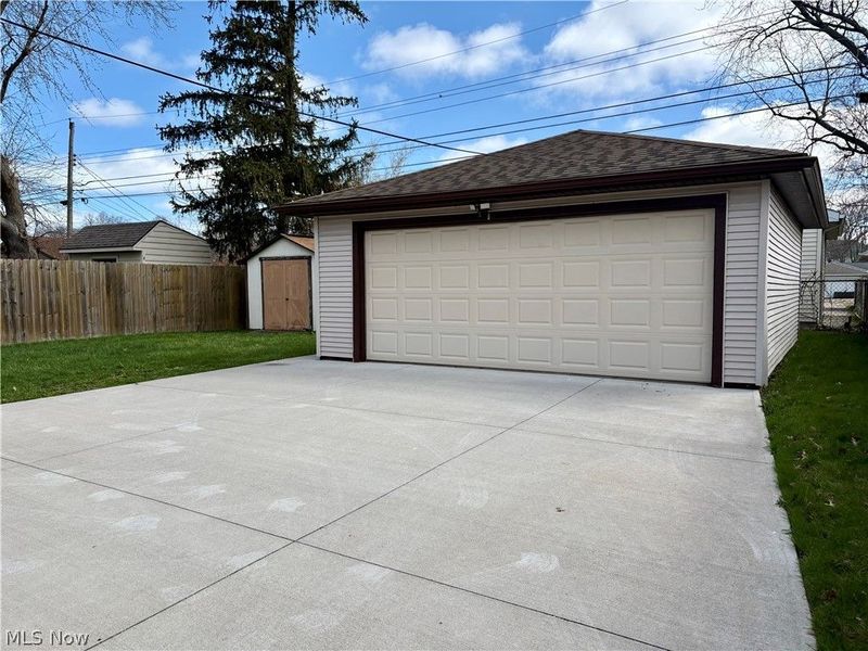 355 Gayle Drive , Sheffield Lake, OH 44054 Photo 11