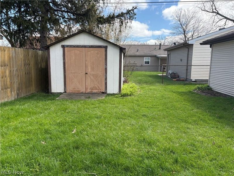 355 Gayle Drive , Sheffield Lake, OH 44054 Photo 12