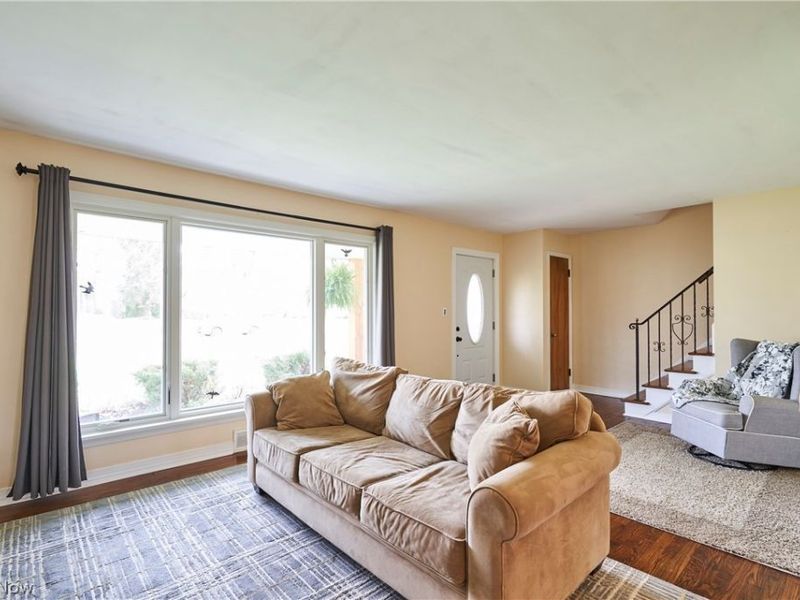 1360 Croyden Road , Lyndhurst, OH 44124 Photo 23