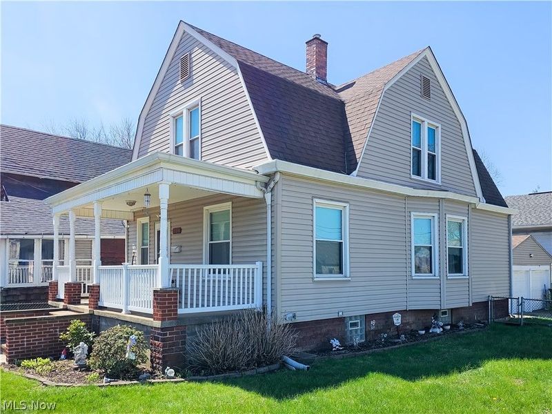 203 Harrison Avenue SW, Canton, OH 44706 Photo 4