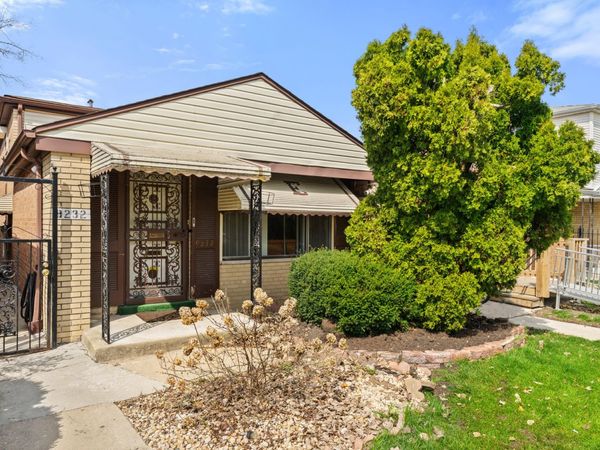 9232 S EGGLESTON Avenue, Chicago, IL 60620