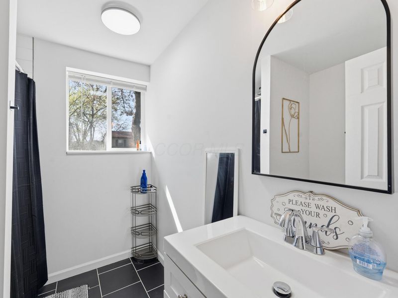 2302 Tempest Drive, Columbus, OH 43232 Photo 14