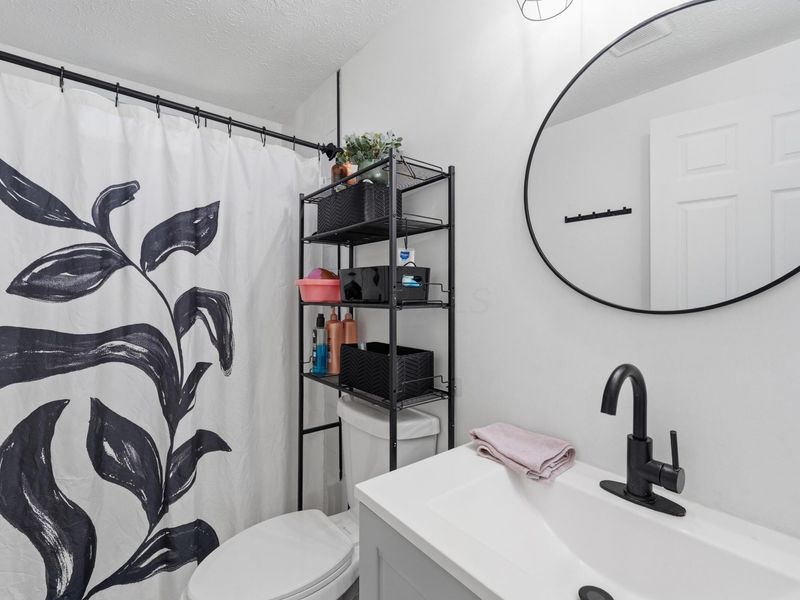 2302 Tempest Drive, Columbus, OH 43232 Photo 15