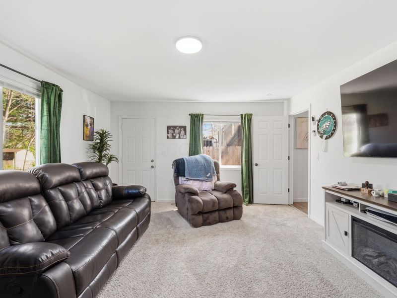 2302 Tempest Drive, Columbus, OH 43232 Photo 18