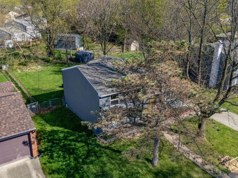 2302 Tempest Drive, Columbus, OH 43232 Photo 4