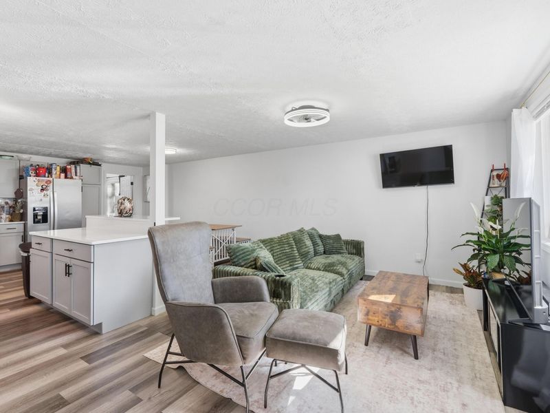 2302 Tempest Drive, Columbus, OH 43232 Photo 5