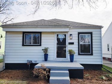 576 Markle Avenue, Pontiac, MI 48340