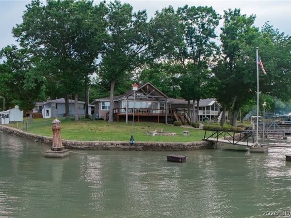 174 Chipmunk Drive, Edwards, MO 65326