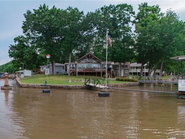 174 Chipmunk Drive, Edwards, MO 65326