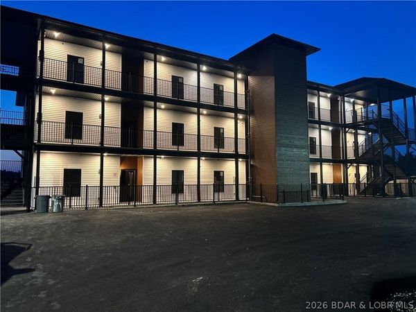 4925 Robins Circle, Unit 2C, Osage Beach, MO 65065