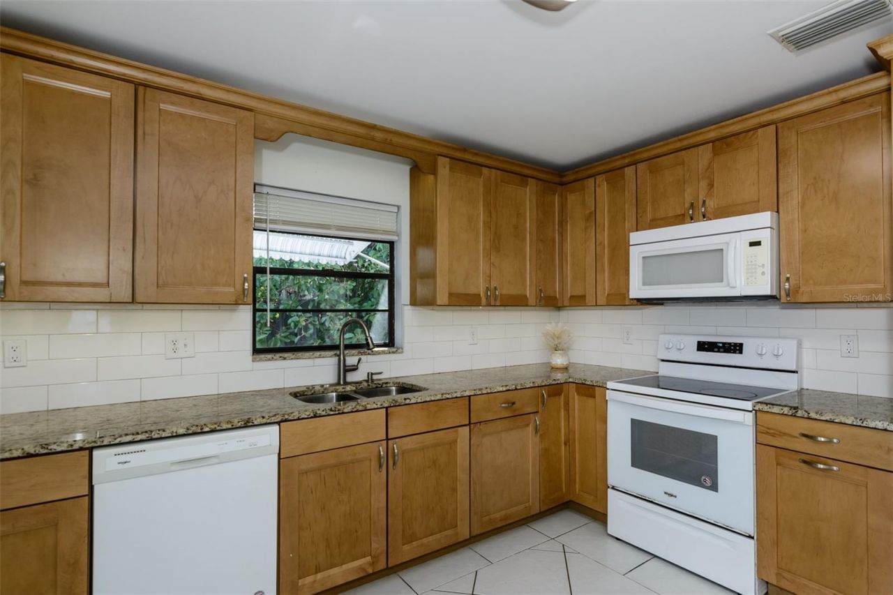 2221 Cypress Point Drive E, Clearwater, FL 33763 Photo