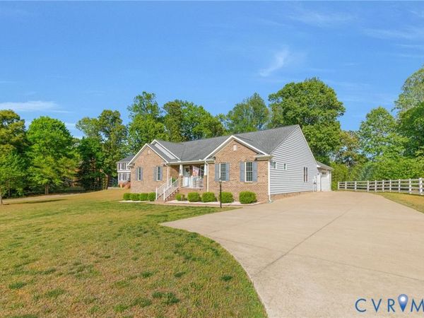 6513 Strawbank Drive, Hanover, VA 23116
