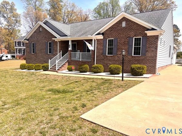 6513 Strawbank Drive , Hanover, VA 23116