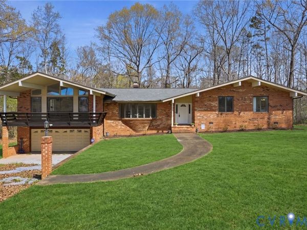 7811 Dash Lane , Jetersville, VA 23083