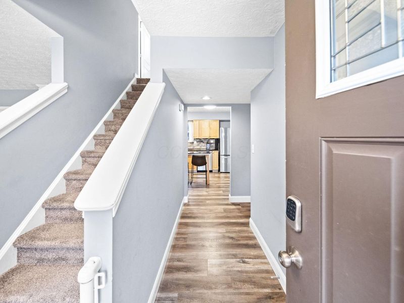 2040 Smokymill Road , Dublin, OH 43016 Photo 3