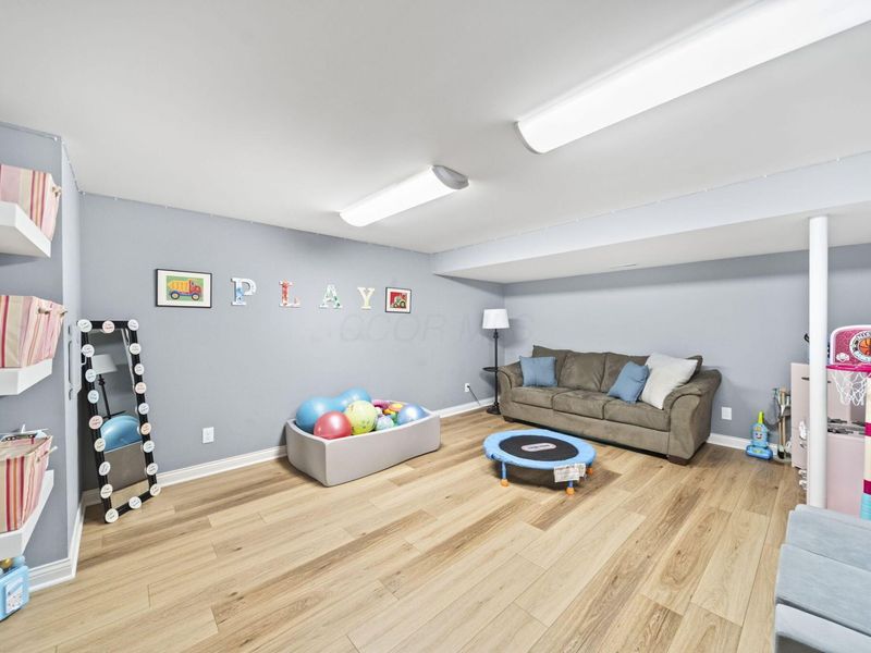 2040 Smokymill Road , Dublin, OH 43016 Photo 38