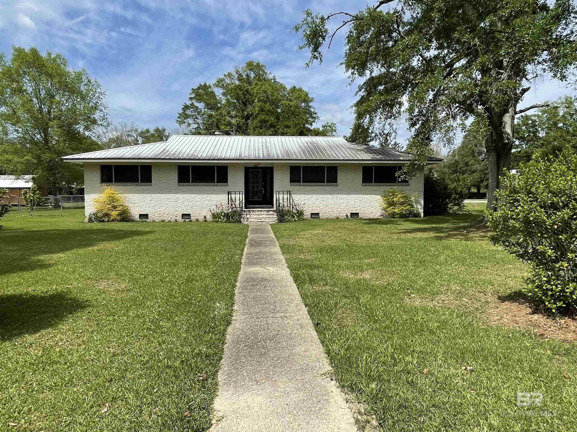 402 W Myrtle Avenue, Foley, AL 36535 Main Photo