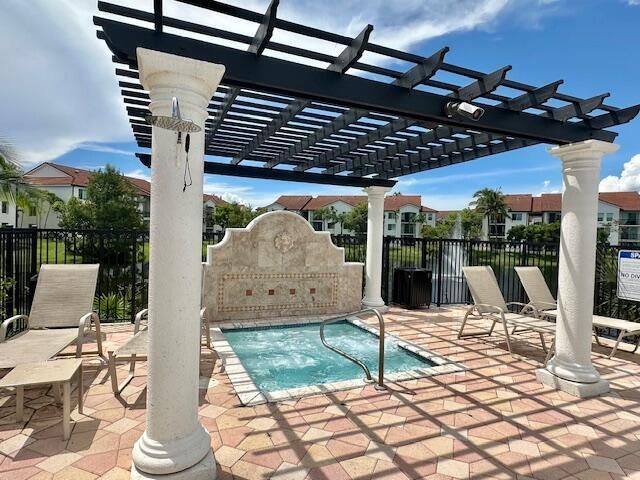 110 Villa Circle, Unit 110, Boynton Beach, FL 33435 Photo