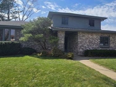 4929 Glenmorrie Drive , Omaha, NE 68157