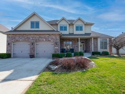 669 Davis Circle Crown Point, IN 46307