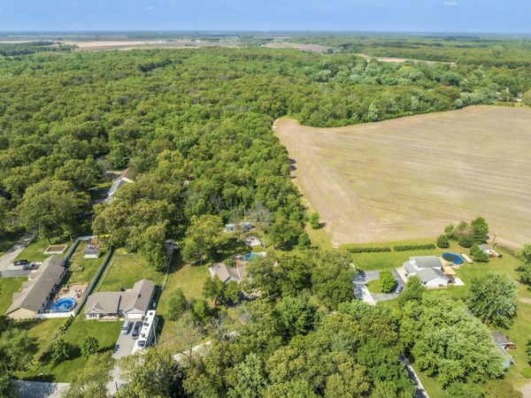 9754 N Charter Road, DeMotte, IN 46310