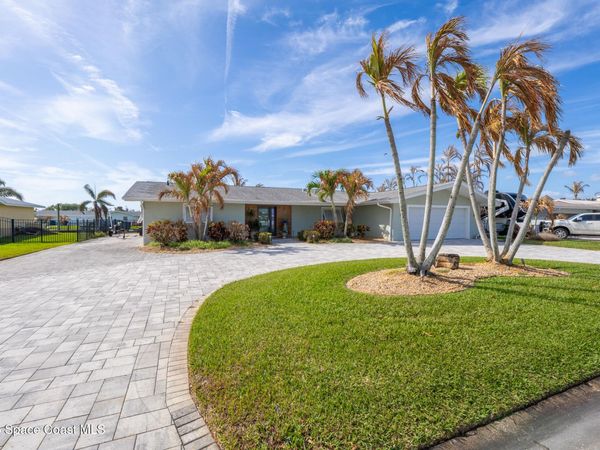 511 Eleuthera Lane , Indian Harbour Beach, FL 32937