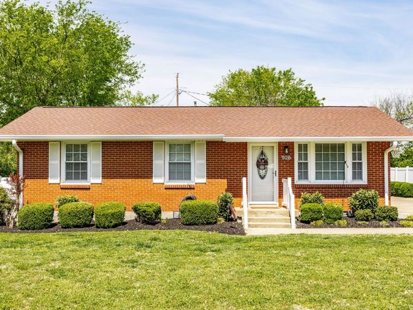 926 Hart St , Gallatin, TN 37066