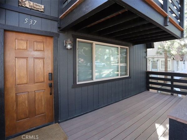 537 Vista Avenue, Sugarloaf, CA 92386