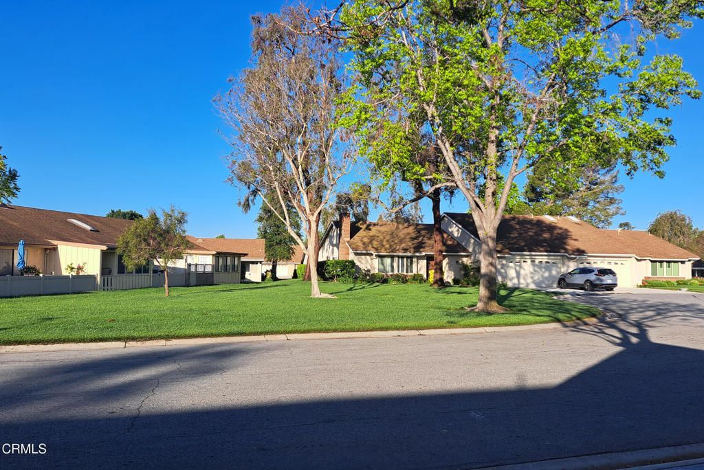 42308 Village 42, Camarillo, CA 93012 Main Photo