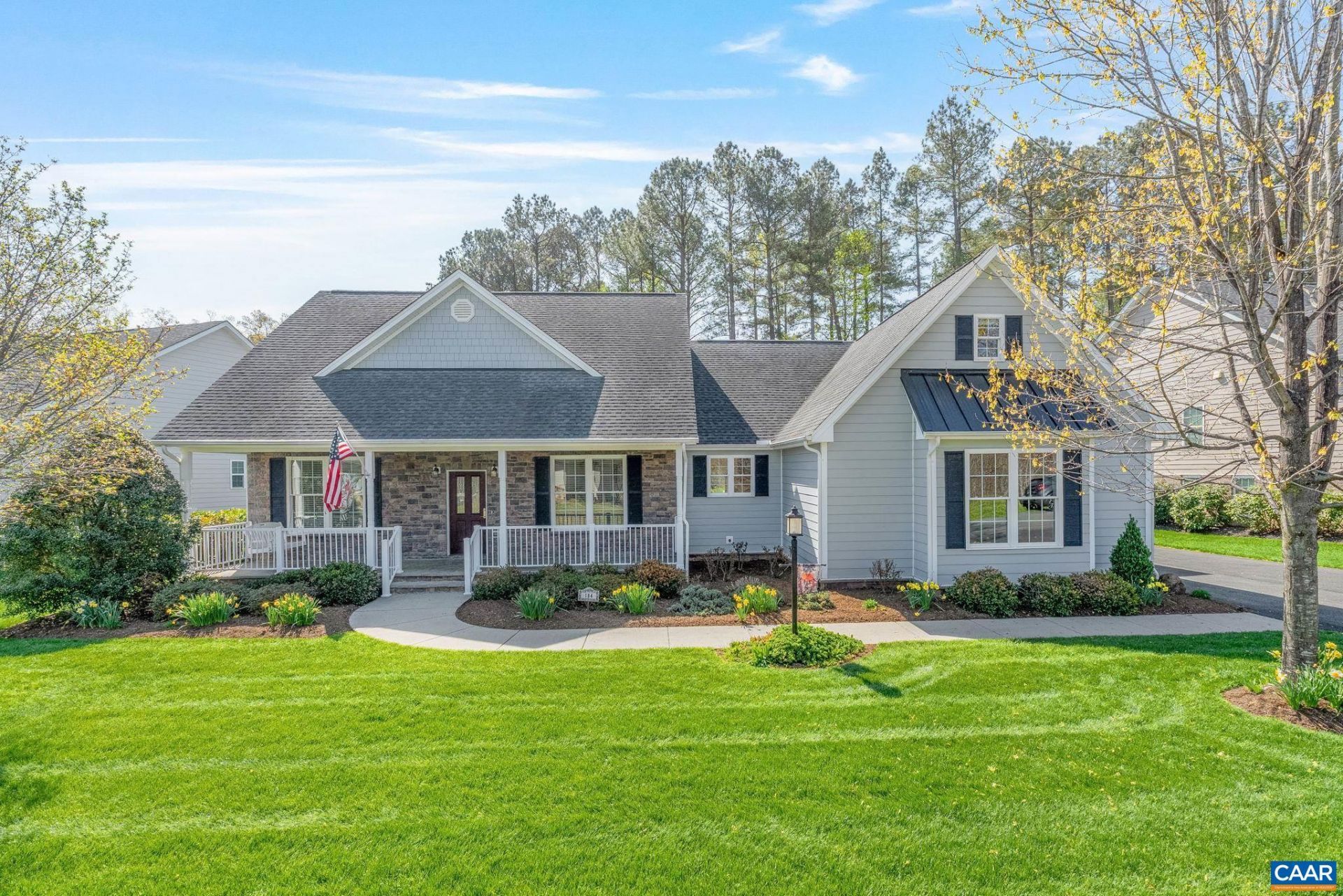 184 Forest Ct, Zion Crossroads, VA 22942 Main Photo
