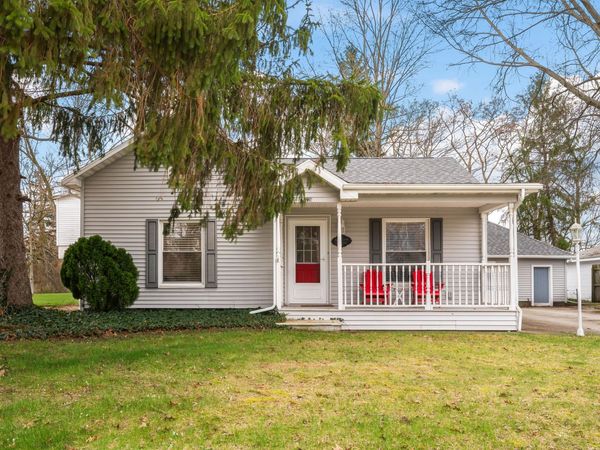 3728 Lake Street, Bridgman, MI 49106