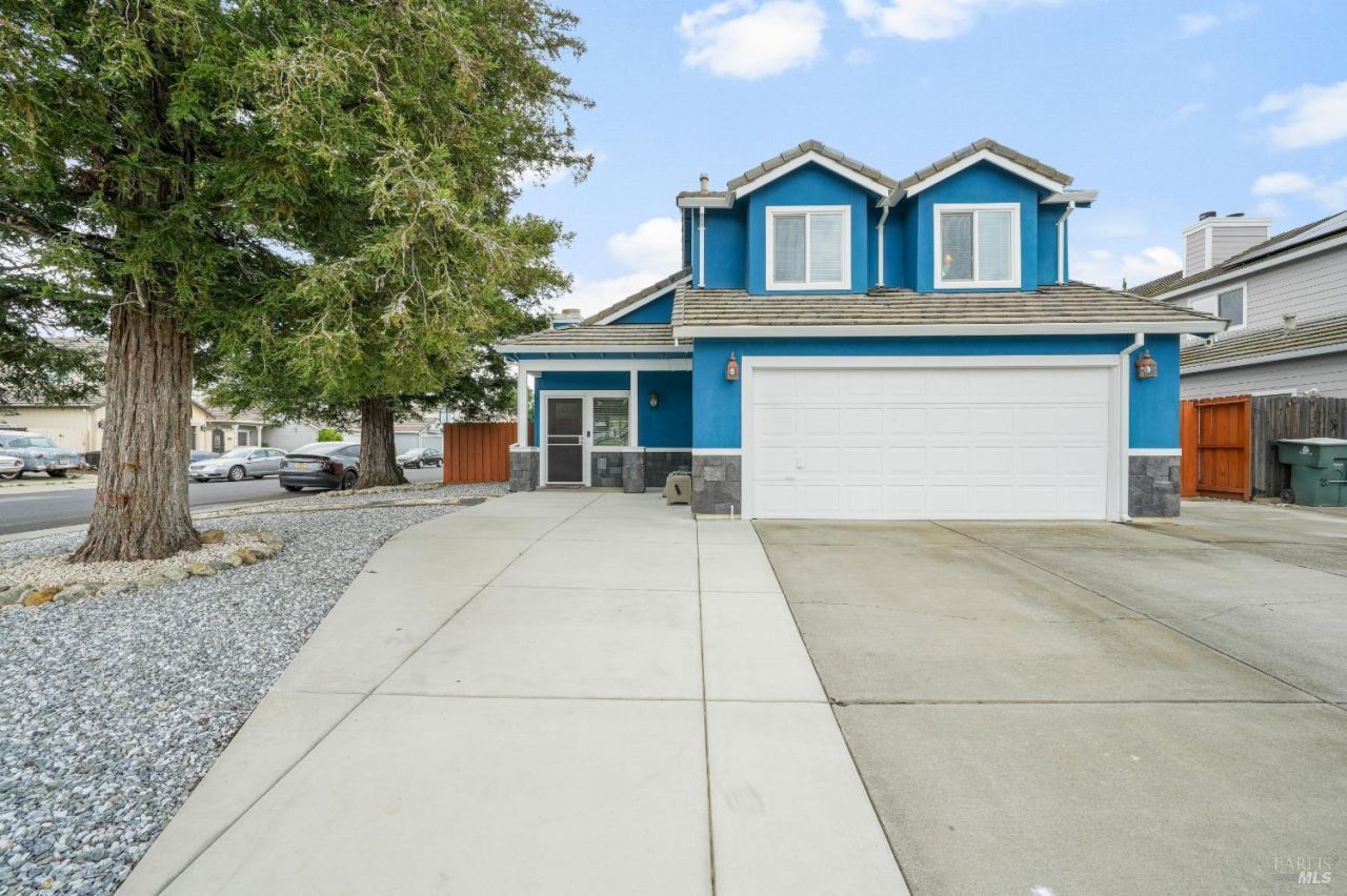 300 Robin Circle, Vacaville, CA 95687 Main Photo