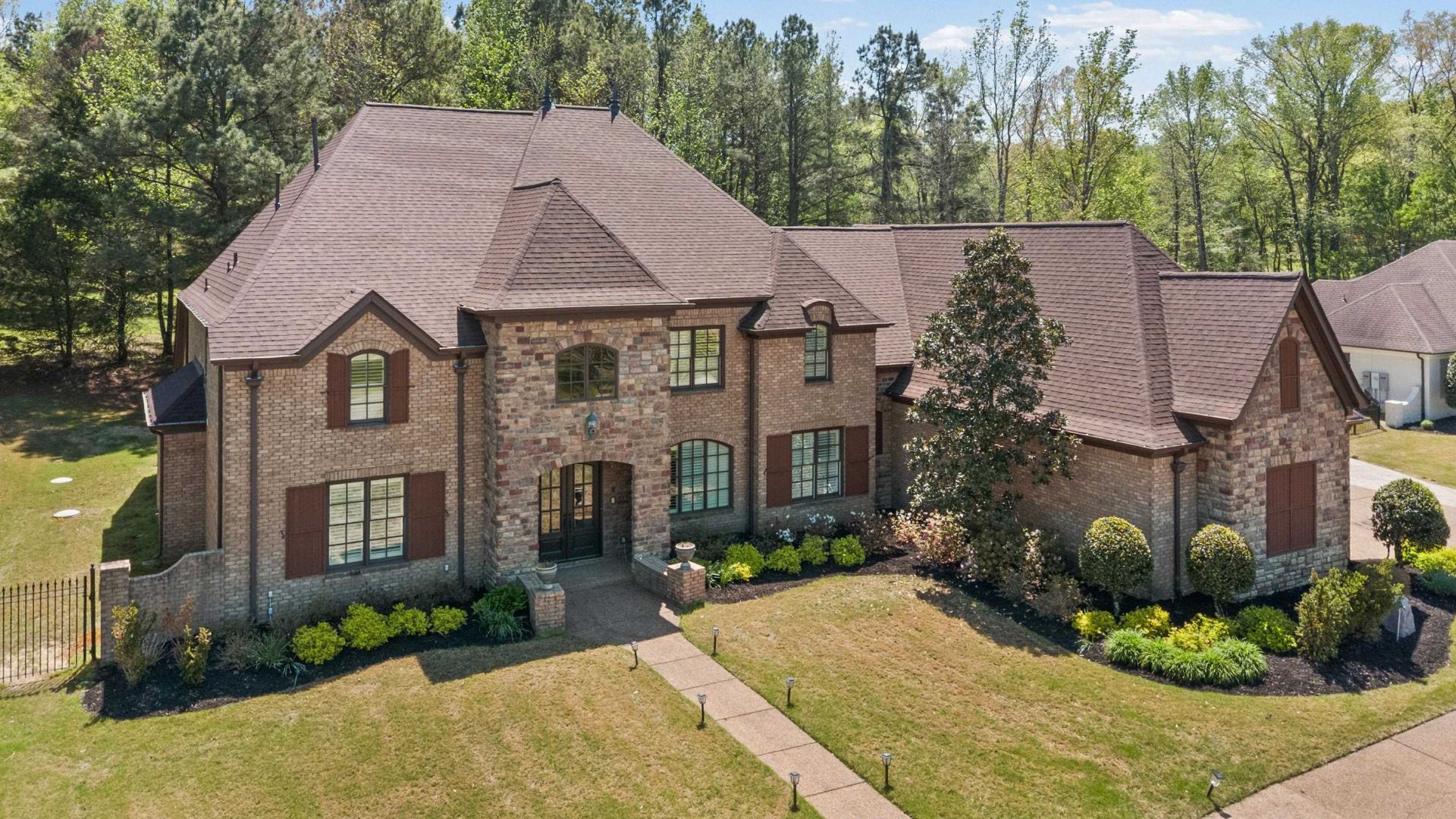 105 Aston Brook Cv, Unicorp/eads, TN 38028 Main Photo