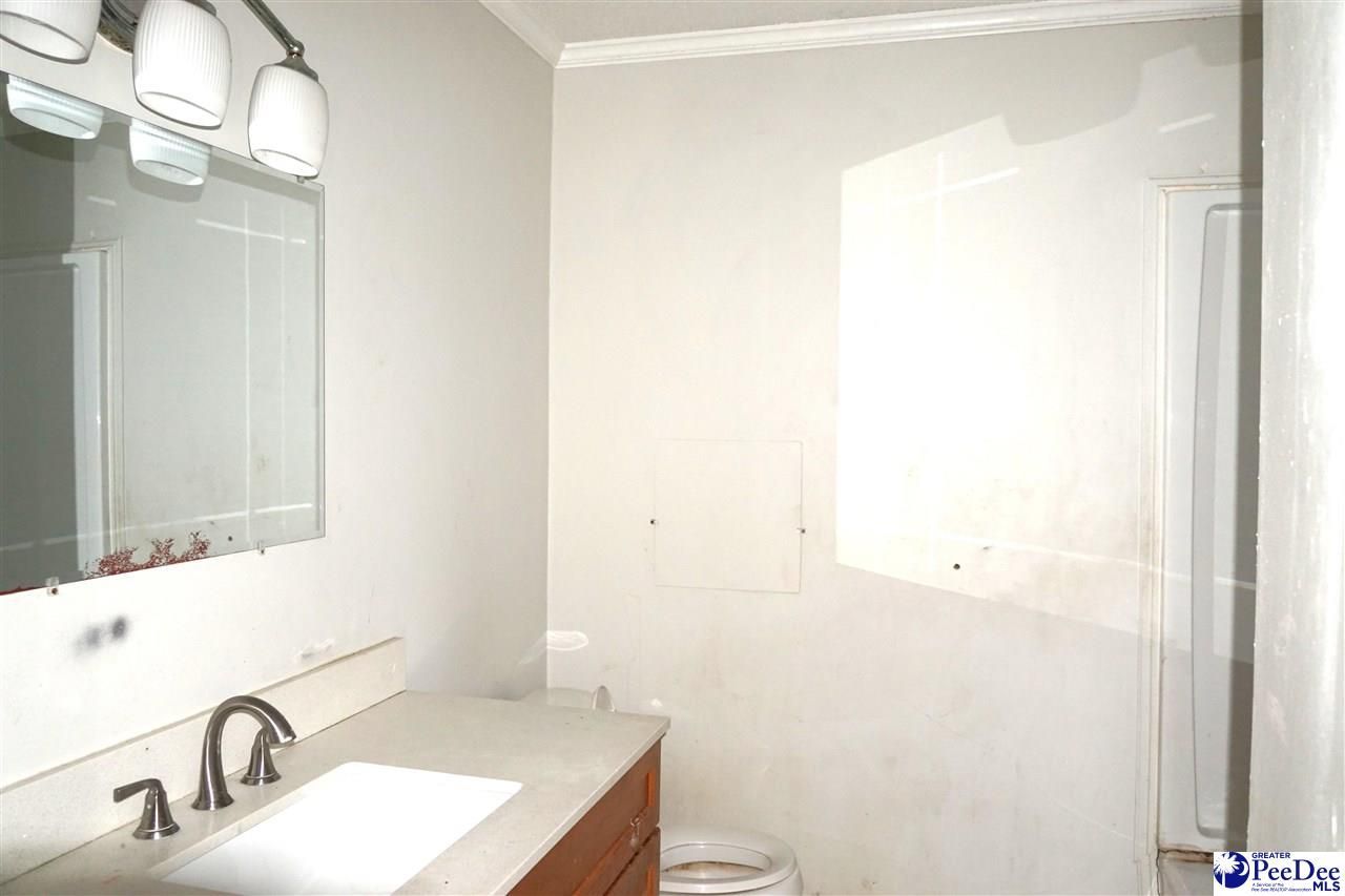 2471 Oliver Rd Photo 13