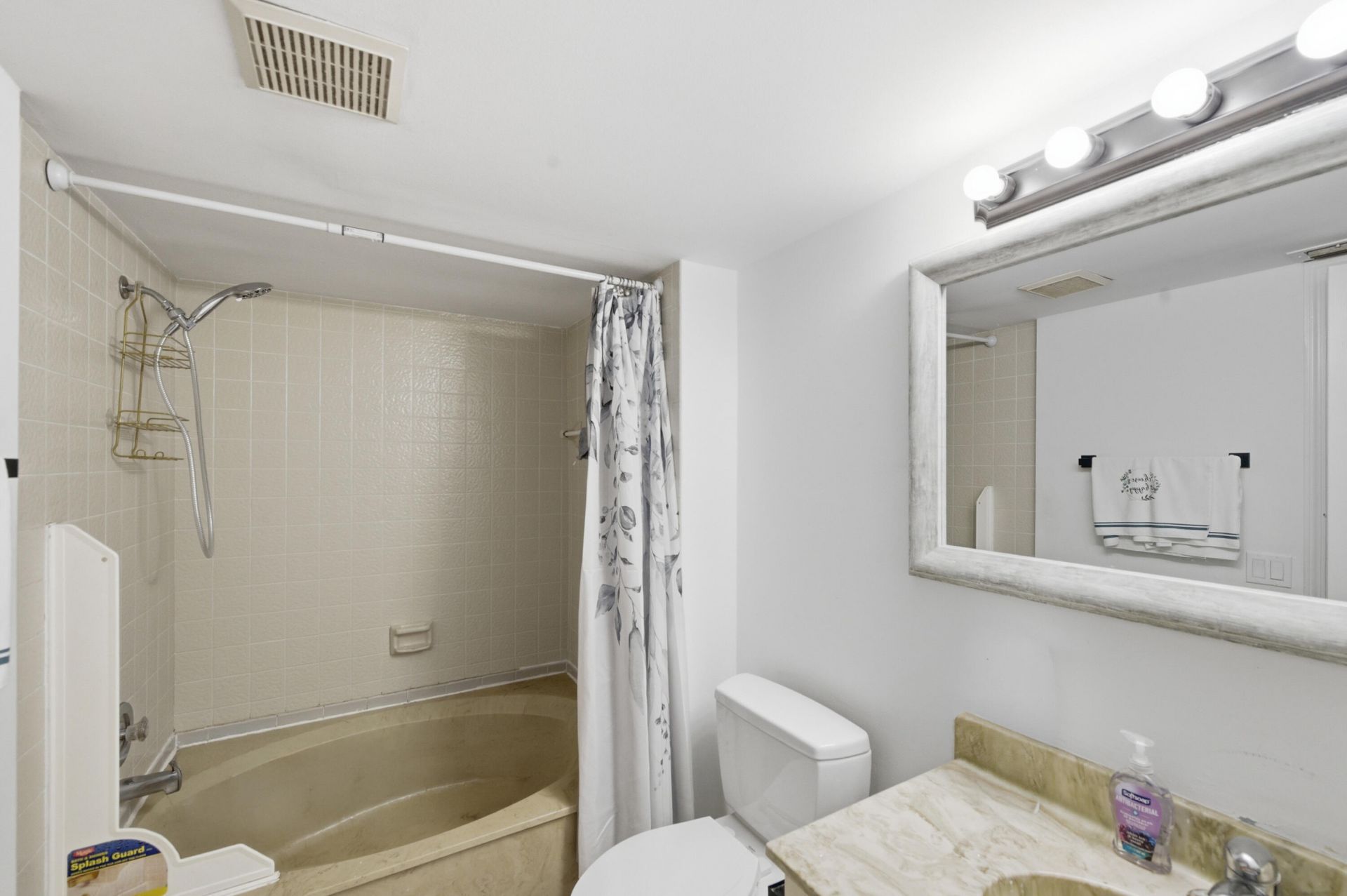 105 Weybridge Circle, Unit A, Royal Palm Beach, FL 33411 Photo