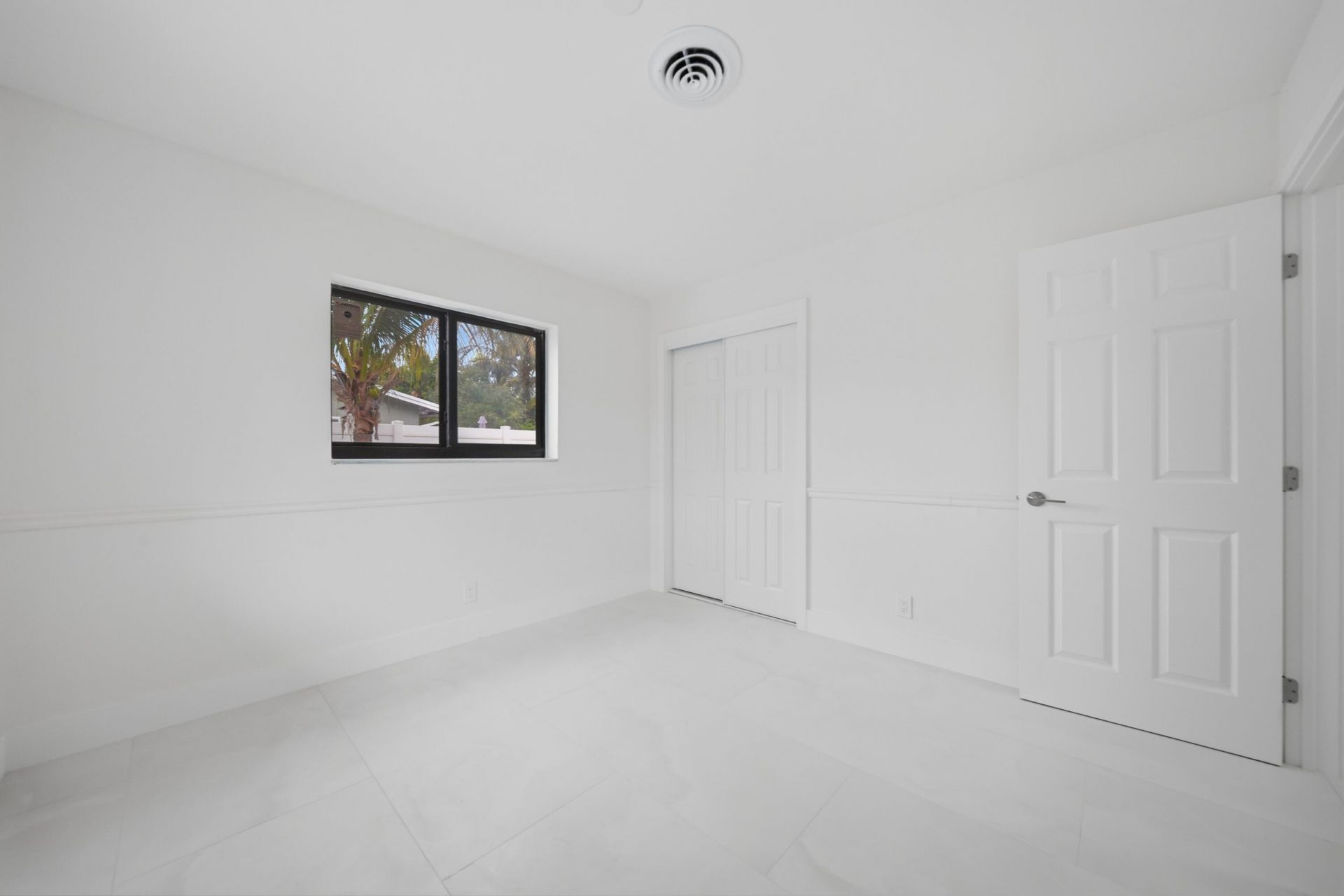 5121 NE 17th Terrace, Fort Lauderdale, FL 33334 Photo