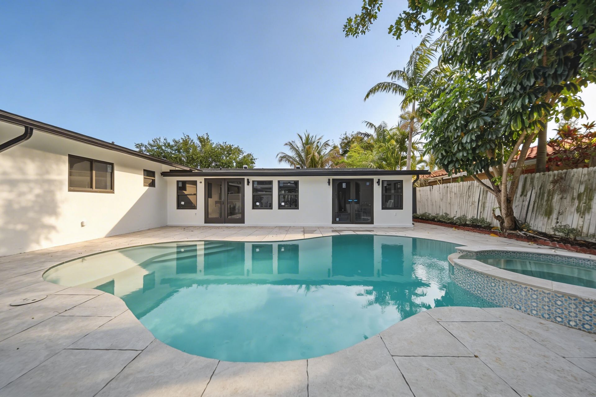 5121 NE 17th Terrace, Fort Lauderdale, FL 33334 Photo