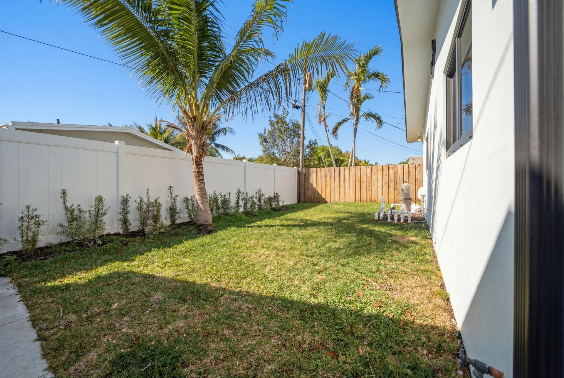 5121 NE 17th Terrace, Fort Lauderdale, FL 33334 Photo