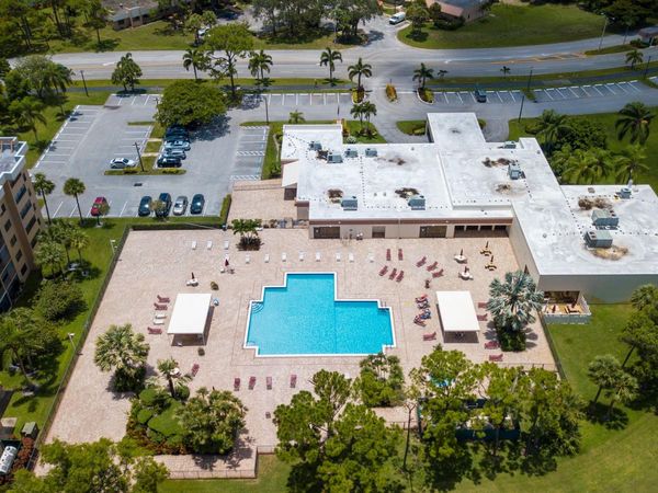 4735 E Lucerne Lakes Blvd E, Unit 308, Lake Worth, FL 33467