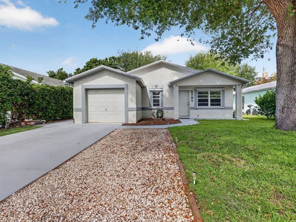 5781 SE Pine Drive, Stuart, FL 34997