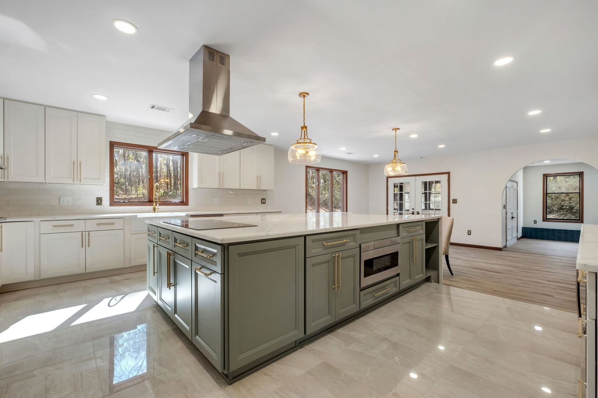 6375 Thomasville Road, Tallahassee, FL 32312 Photo