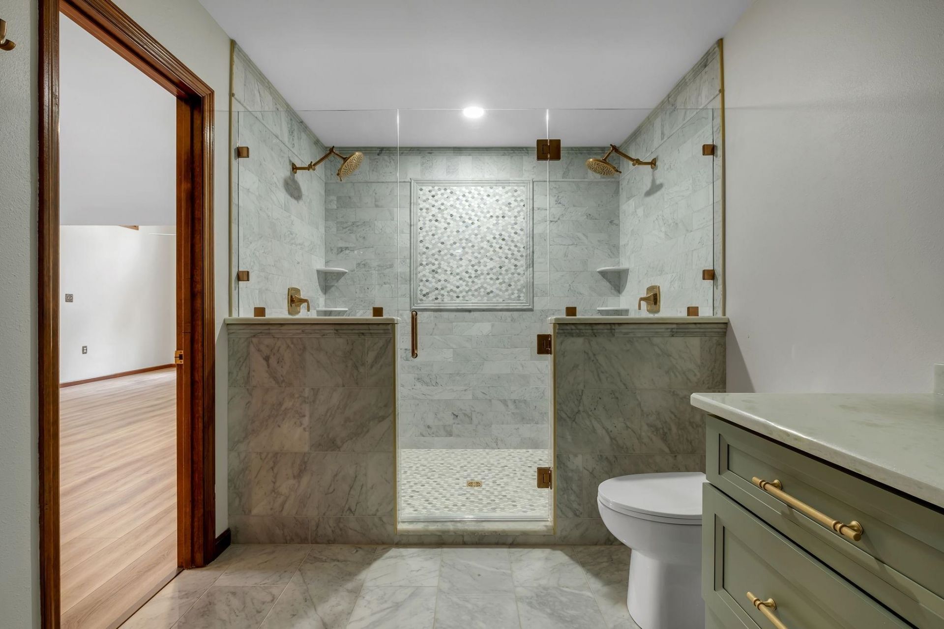 6375 Thomasville Road, Tallahassee, FL 32312 Photo